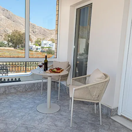 Alexandra Santorini شقة بيريسا